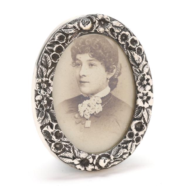 s-kirk-son-co-i-repousse-i-sterling-silver-picture-frame