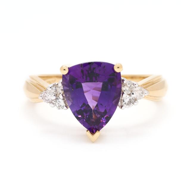 gold-amethyst-and-diamond-ring