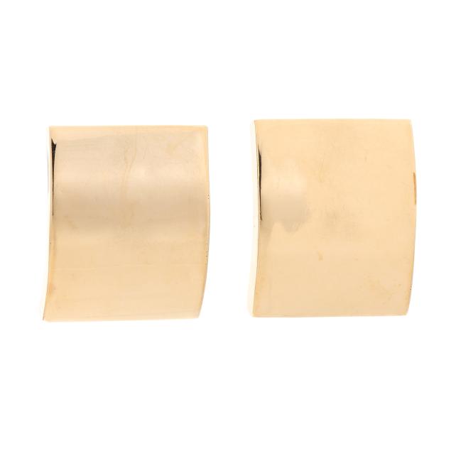 bold-convex-gold-earrings