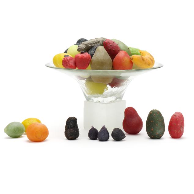 lucartha-kohler-pa-nc-1938-2017-centerpiece-bowl-with-40-glass-fruits