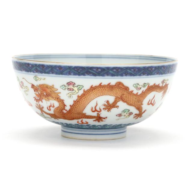 a-chinese-famille-rose-porcelain-dragon-bowl