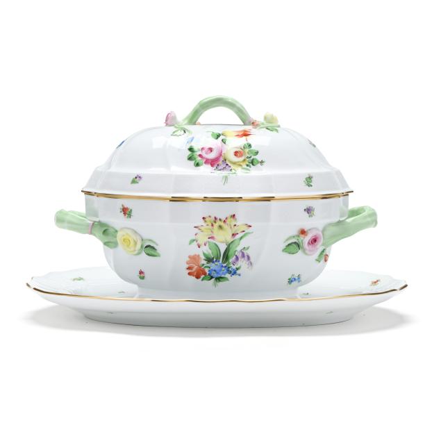herend-a-i-printemps-i-porcelain-tureen-and-tray