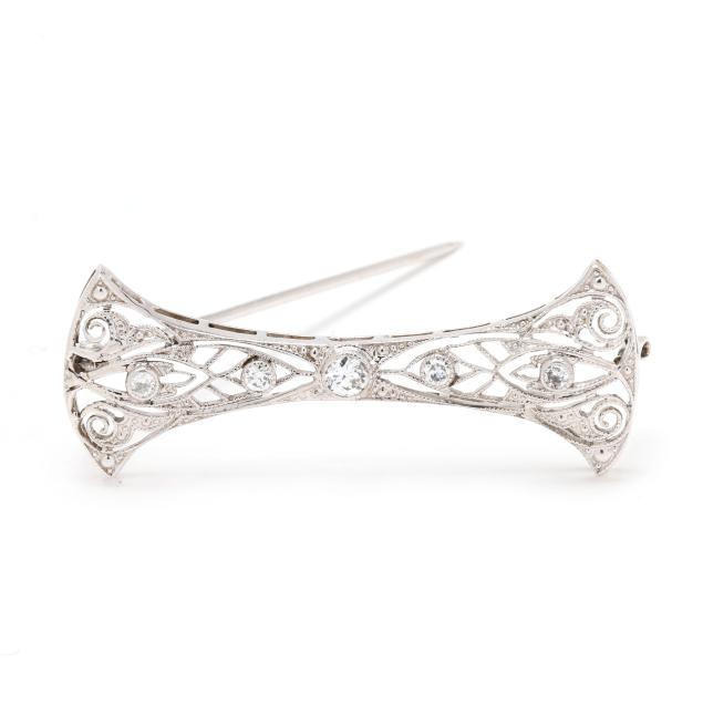 vintage-white-gold-and-diamond-filigree-bar-brooch