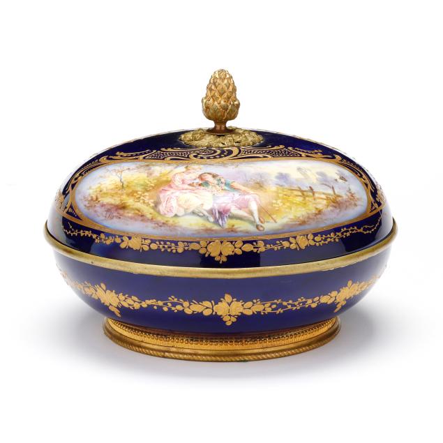 sevres-style-porcelain-and-ormolu-mounted-potpourri-box