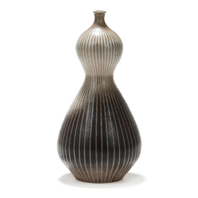 donna-craven-nc-striped-double-gourd-pottery-floor-vase