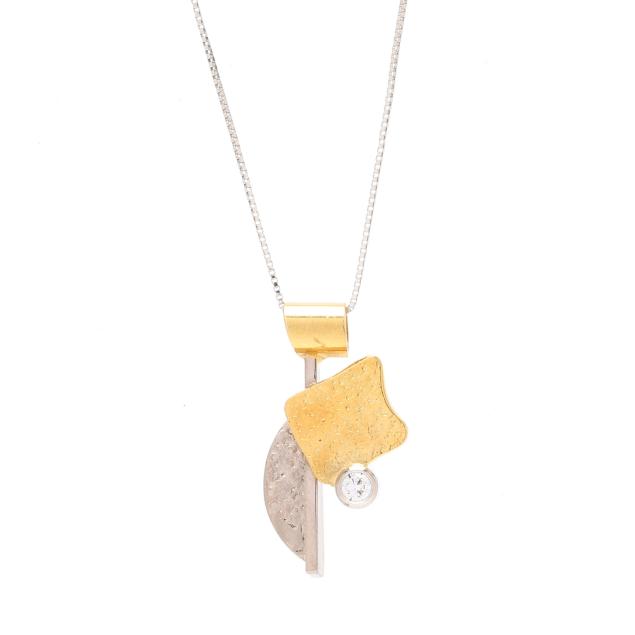 gold-platinum-and-diamond-pendant-necklace-jewelsmith