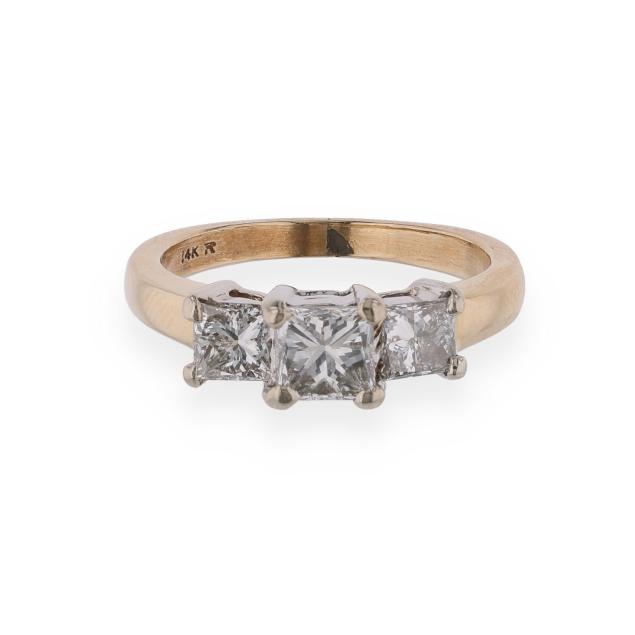 bi-color-gold-and-diamond-three-stone-ring