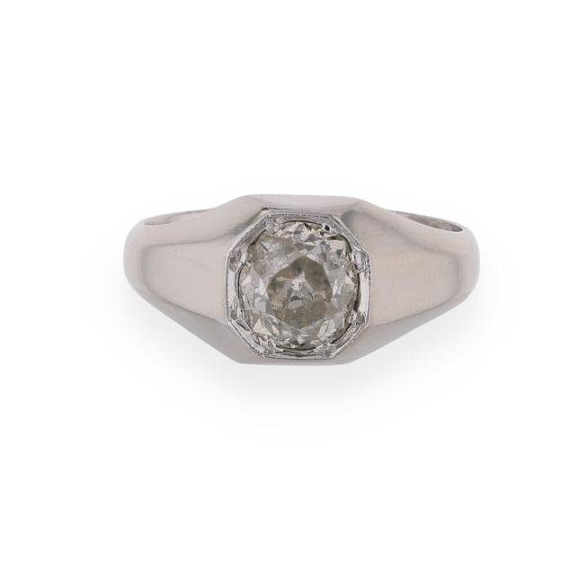 white-gold-and-diamond-ring
