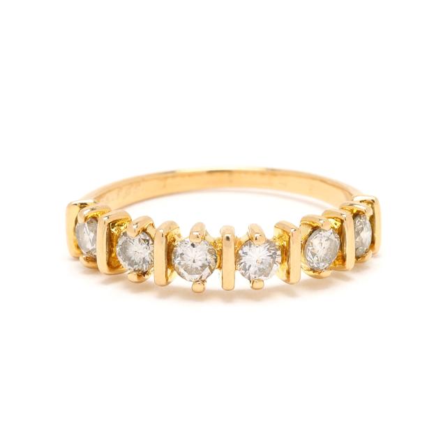 gold-and-diamond-band