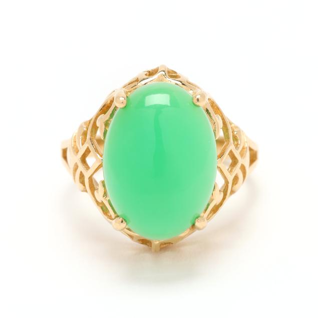 gold-and-chrysoprase-ring