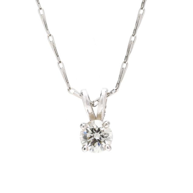 white-gold-and-diamond-solitaire-pendant-necklace
