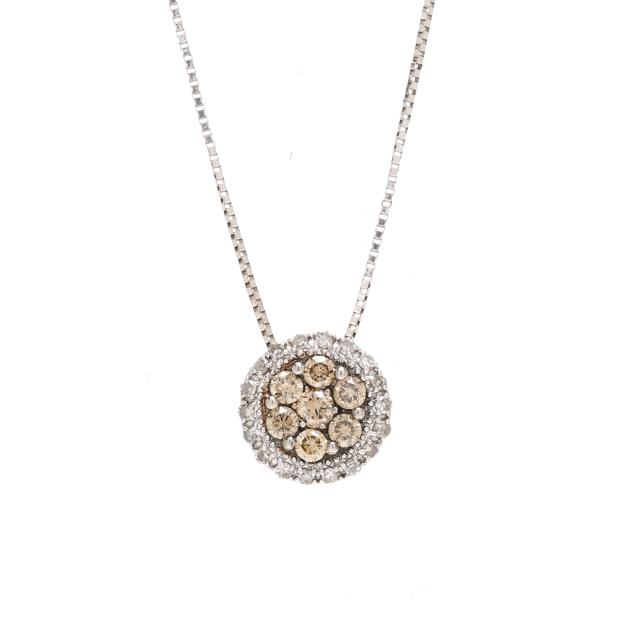 white-gold-and-diamond-pendant-necklace