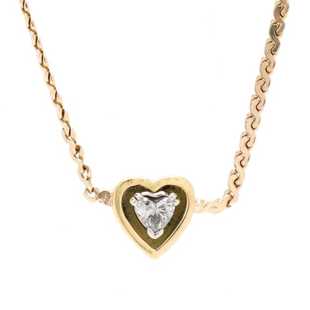 gold-and-diamond-heart-pendant-necklace