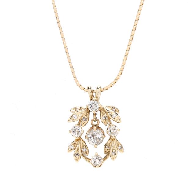 gold-and-diamond-pendant-necklace