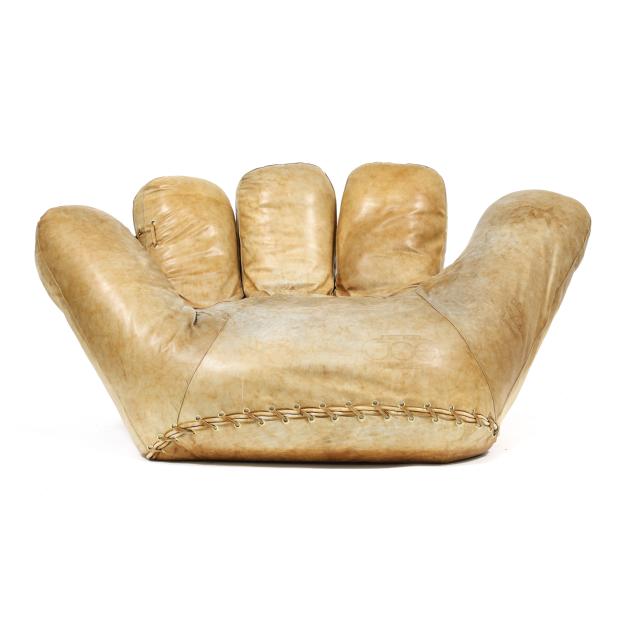 jonathan-de-pas-donato-d-urbino-and-paolo-lomazzi-the-i-joe-i-armchair