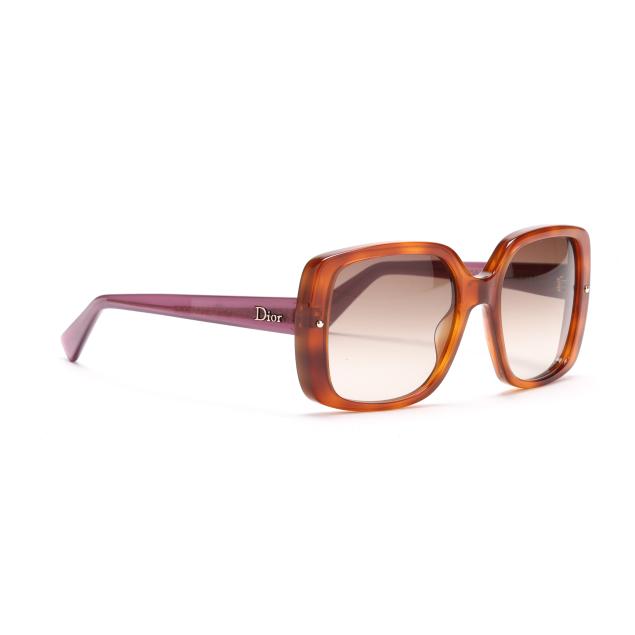 tortoiseshell-sunglasses-dior