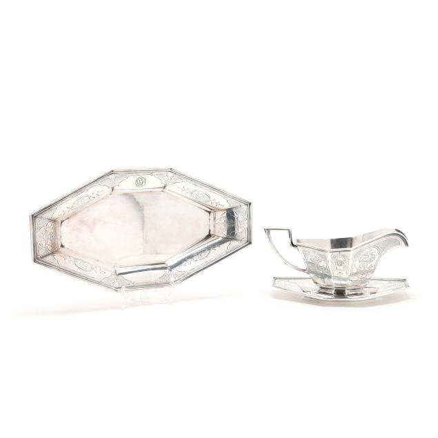 gorham-i-clermont-i-sterling-silver-gravy-boat-under-plate-and-bread-tray