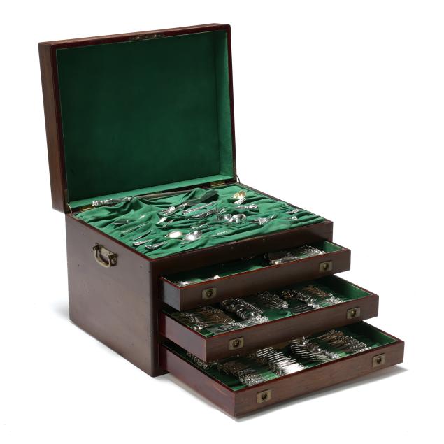 simons-brothers-i-flanders-i-sterling-silver-flatware-service-for-twelve-with-chest