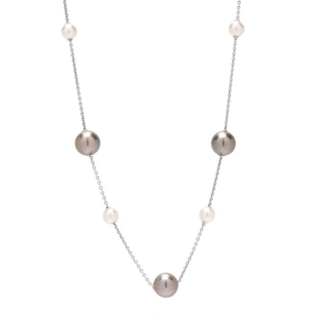 white-gold-pearl-and-diamond-necklace-mikimoto