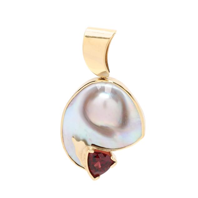 gold-blister-pearl-and-garnet-pendant-jewelsmith