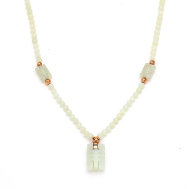 gold-and-nephrite-jade-bead-necklace