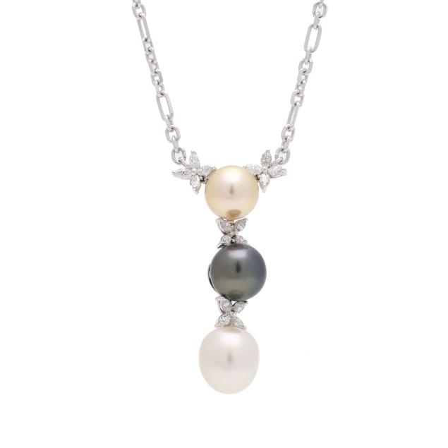 white-gold-pearl-and-diamond-necklace
