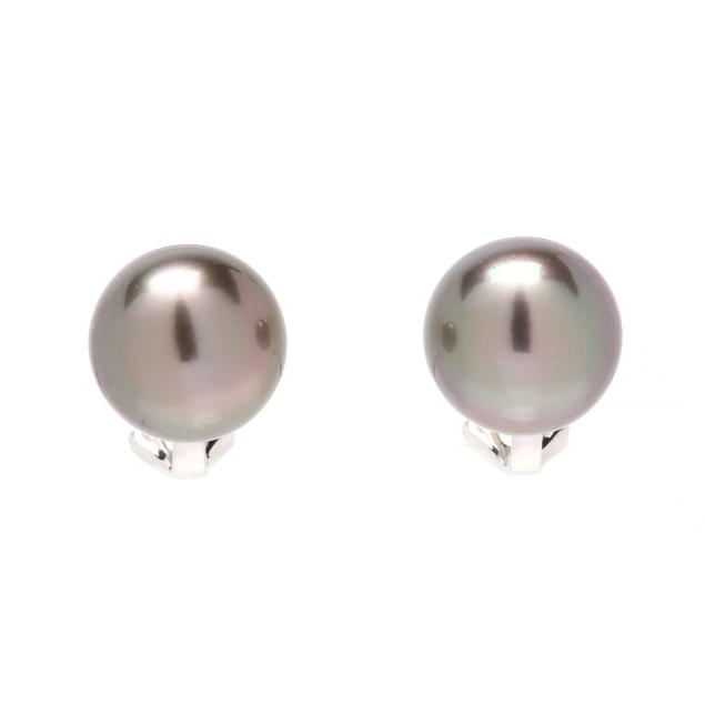 white-gold-and-tahitian-pearl-earrings
