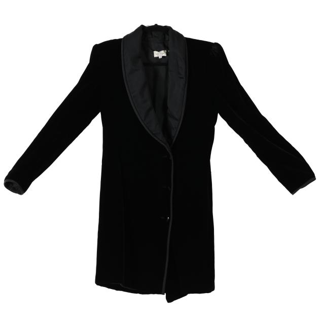long-velvet-tuxedo-coat-valentino-boutique