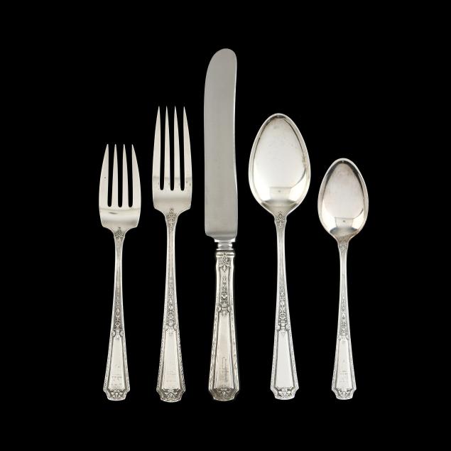 towle-i-louis-xiv-i-sterling-silver-flatware-service