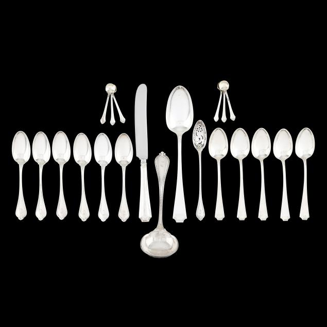 assortment-of-sterling-silver-flatware