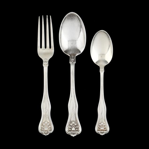 dominick-haff-i-alexandria-i-sterling-silver-partial-flatware-service