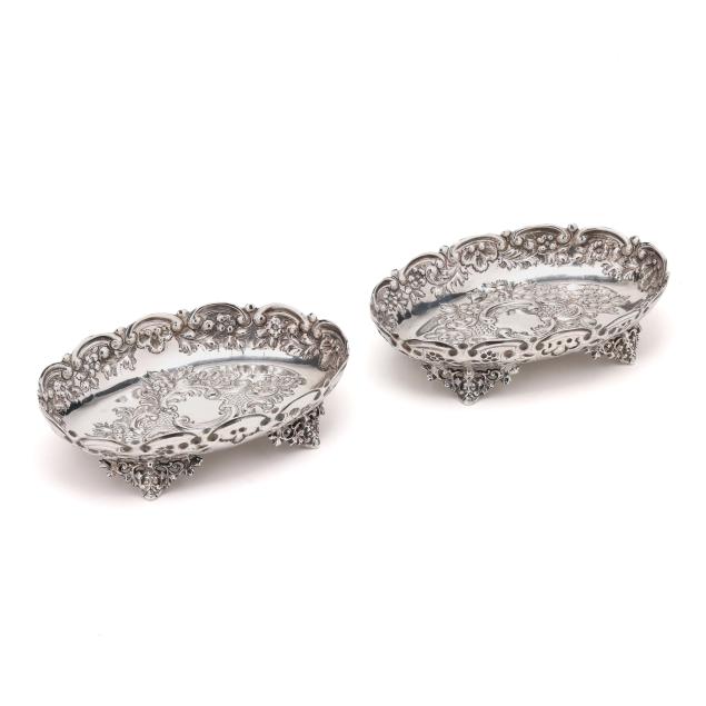 pair-of-victorian-silver-dishes-mark-of-lee-wigfull