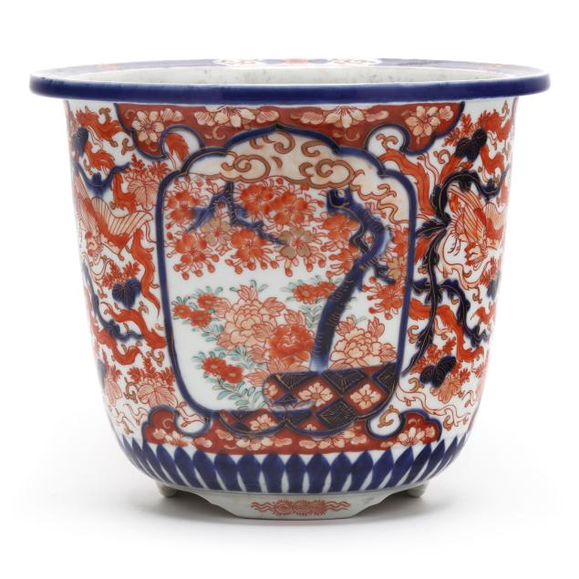 a-large-japanese-imari-porcelain-jardiniere-planter