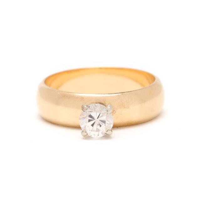 gold-and-diamond-ring