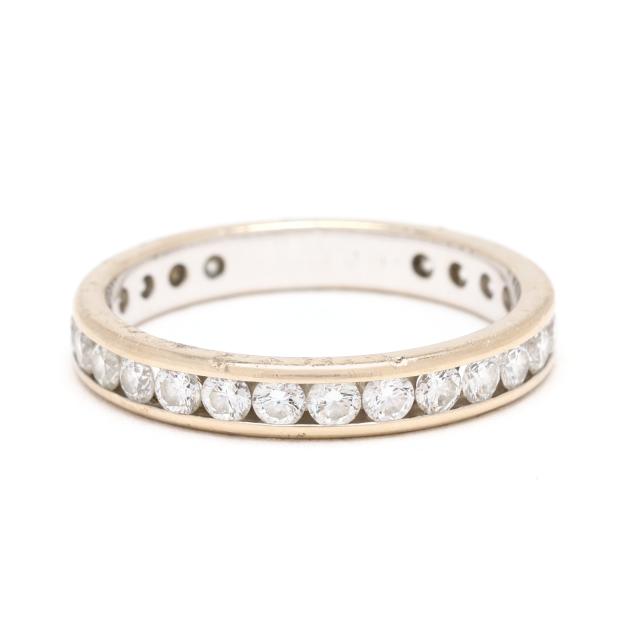 white-gold-and-diamond-eternity-band