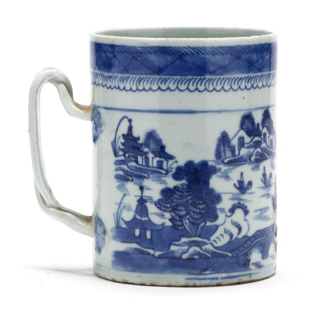 a-large-chinese-export-porcelain-blue-canton-tankard