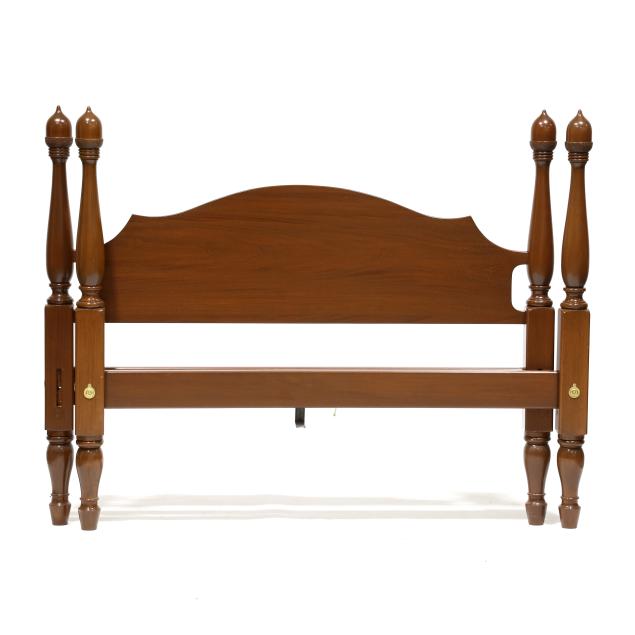 julius-whitley-nc-walnut-acorn-finial-queen-size-bed