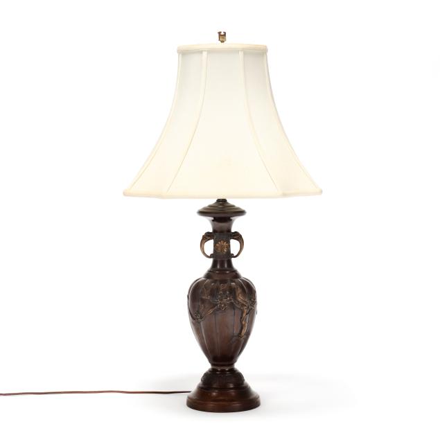 japanese-style-bronze-toned-table-lamp