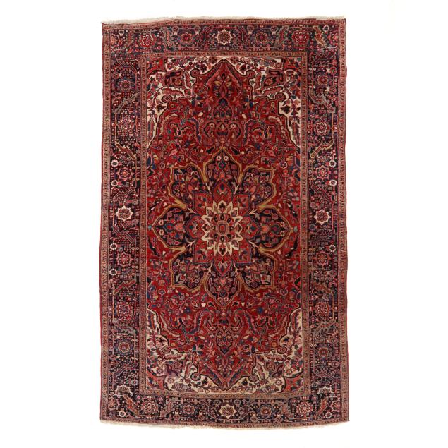 fine-vintage-heriz-room-size-carpet