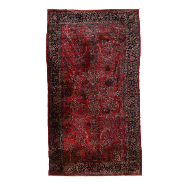 large-room-size-sarouk-carpet