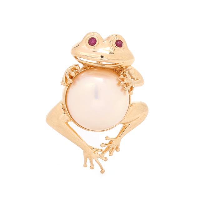 gold-pearl-and-ruby-frog-brooch