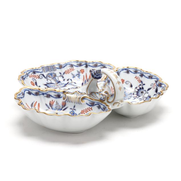 meissen-i-blue-onion-rich-i-handled-three-part-serving-dish