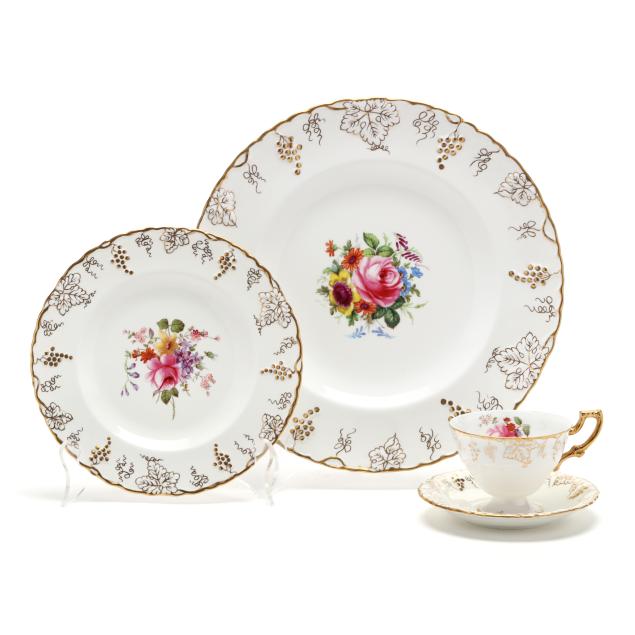 a-group-of-royal-crown-derby-i-vine-posie-center-i-tableware