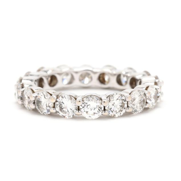 white-gold-and-diamond-eternity-band