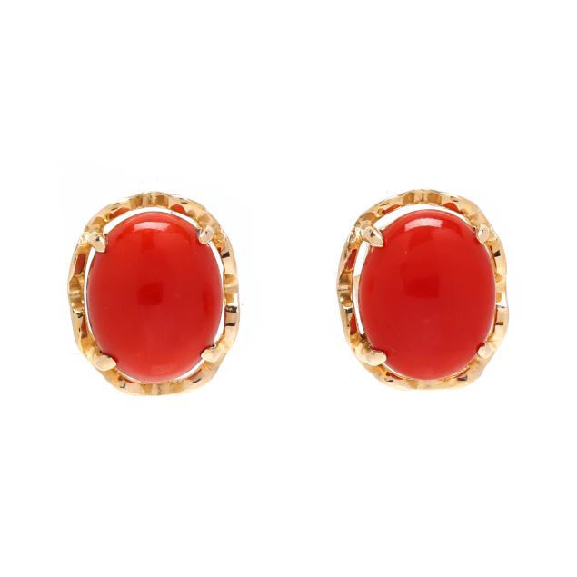 gold-and-carnelian-stud-earrings