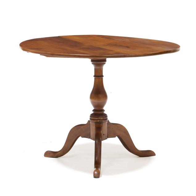 new-england-queen-anne-maple-tilt-top-tea-table