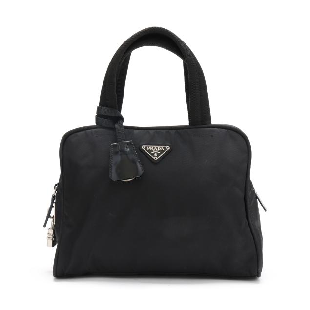 black-nylon-tote-bag-prada