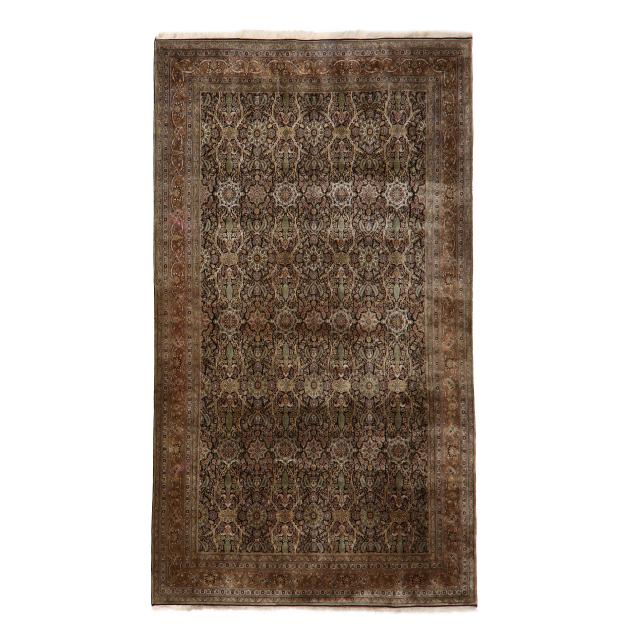 indo-persian-palace-size-carpet
