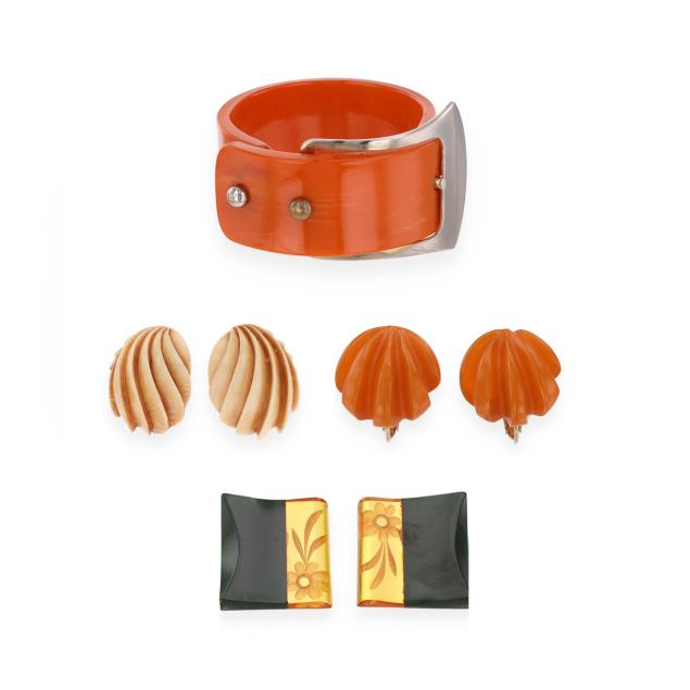 group-of-four-vintage-jewelry-items