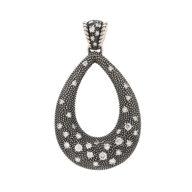 silver-and-diamond-pendant-david-yurman